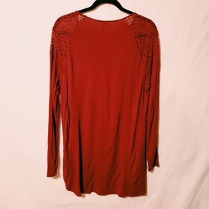 Old navy long sleeve lace top